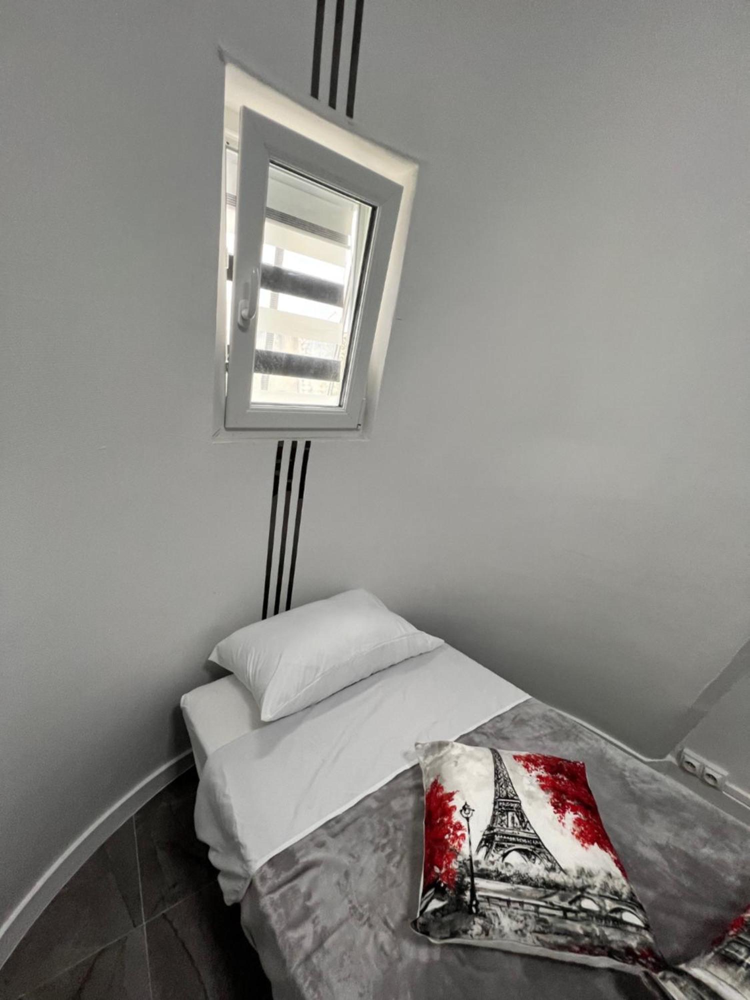 Paris Bastille Bercy Gare De Lyon Chambre Climatisee 9M2 Ideal 1 Pers ,Max 2 Pers Ngoại thất bức ảnh