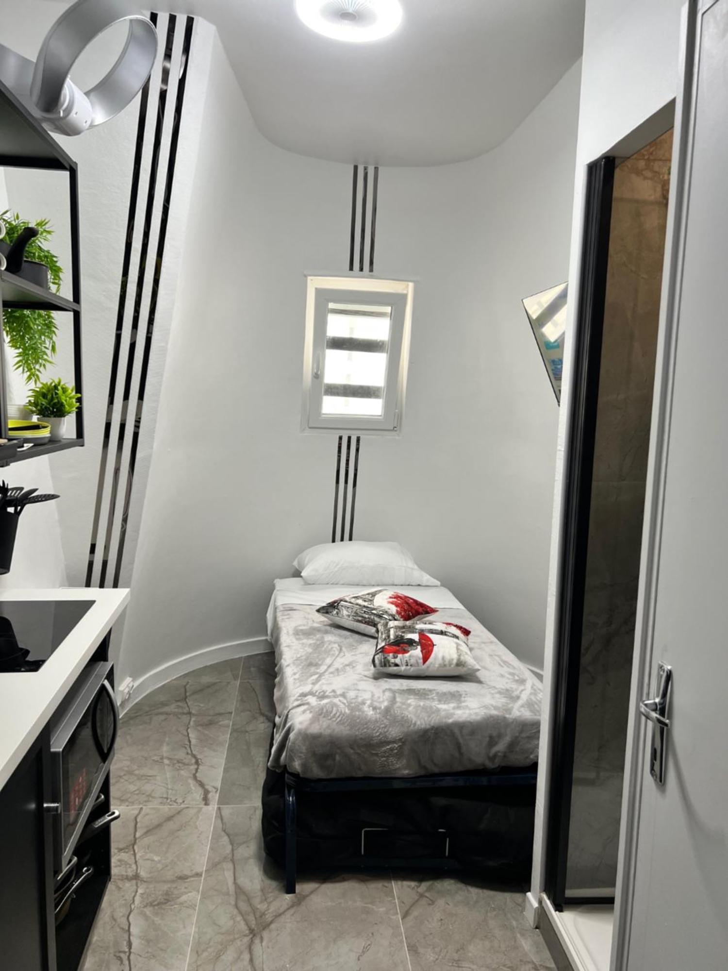 Paris Bastille Bercy Gare De Lyon Chambre Climatisee 9M2 Ideal 1 Pers ,Max 2 Pers Ngoại thất bức ảnh